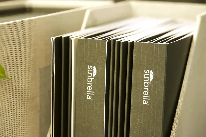 Stalenboeken van Sunbrella-buitenstoffen